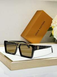 Picture of Louis Vuitton Sunglasses _SKUfw77095898fw